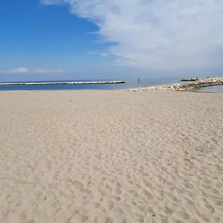 Bright Summer Pool-parking -30m Dal Mare *