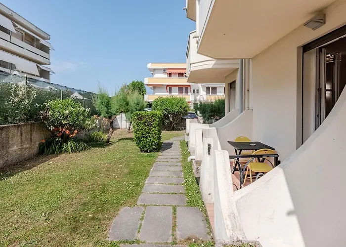 Apartment Bright Summer Pool-parking -30m Dal Mare