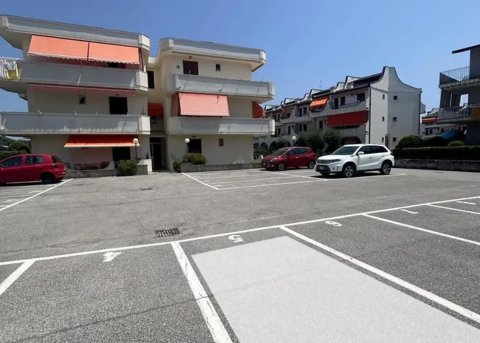 Apartment Bright Summer Pool-parking -30m Dal Mare