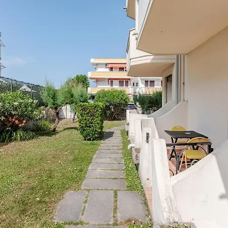 Apartmán Bright Summer Pool-parking -30m Dal Mare