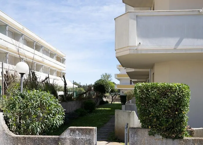 Bright Summer Pool-parking -30m Dal Mare Apartamento