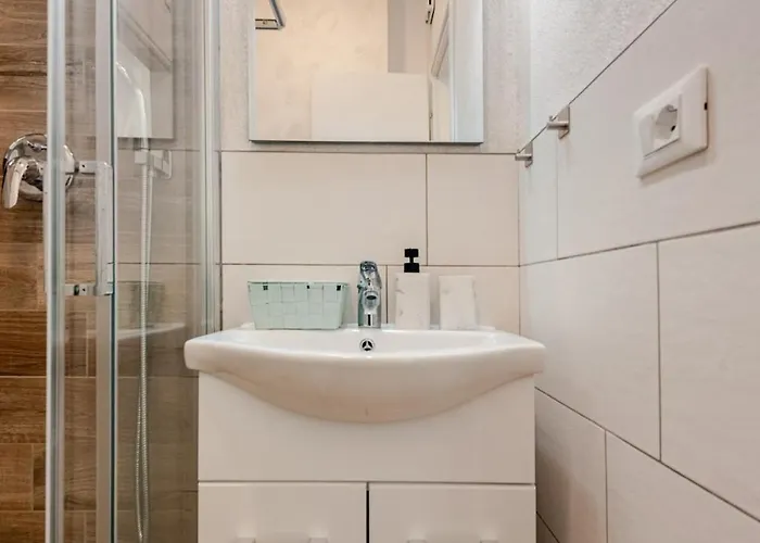 Apartamento Bright Summer Pool-parking -30m Dal Mare